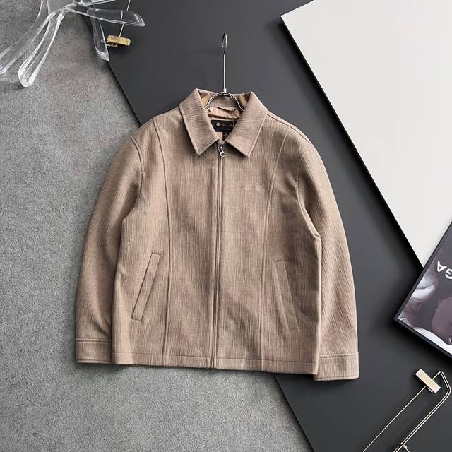 Lp, 2025 Autumn/Winter Hot Selling Logo Embroidered Zipper Wool Coat. The fabric