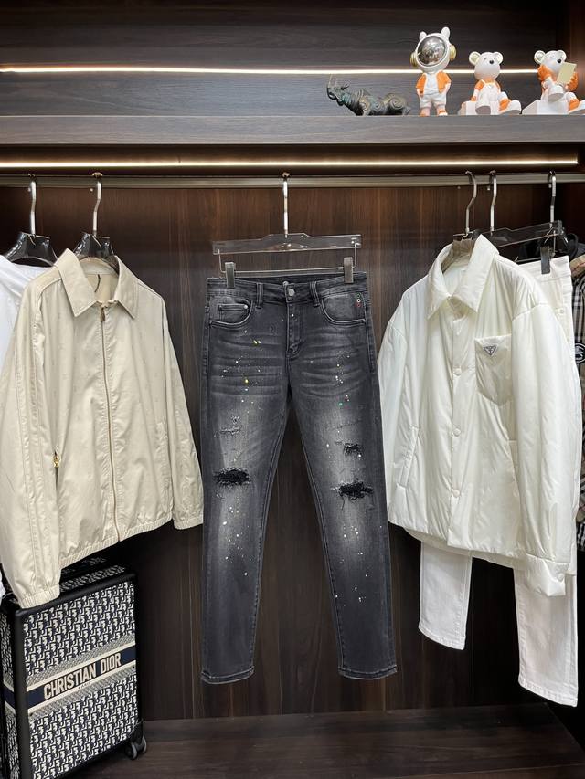 Featured exclusively: New Philips trendy men's casual jeans, high-end European