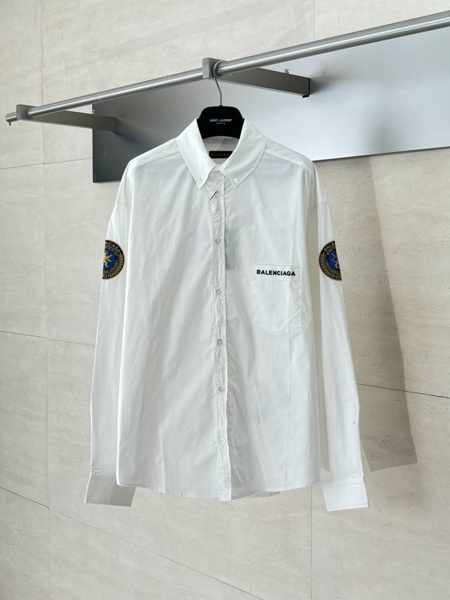 Balenciag* Paris Blcg Lion Embroidered Manchester United Shirt 7454. This shirt