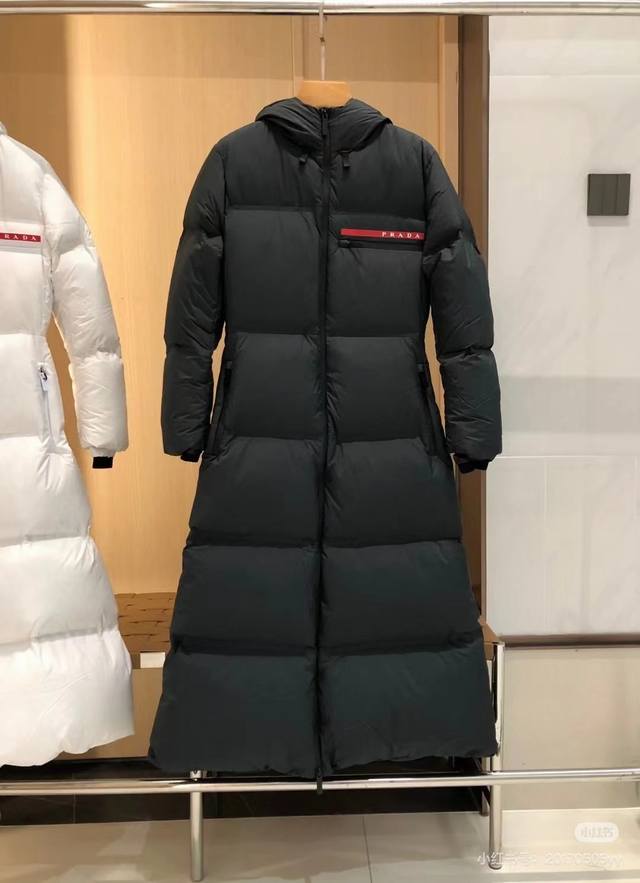 Prada 2024 New Down Jacket My favorite down jacket, it covers my calves, so you