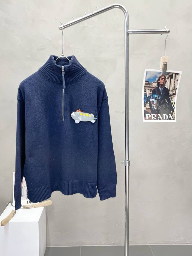 Loewe Exclusive: Latest Fashion Autumn/Winter High-Neck Half-Zip Sweater. A clas