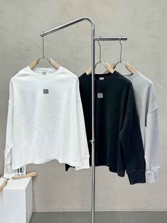 Loewe Exclusive: Latest Spring/Autumn Fashion Pullover Sweatshirt. Classic desig