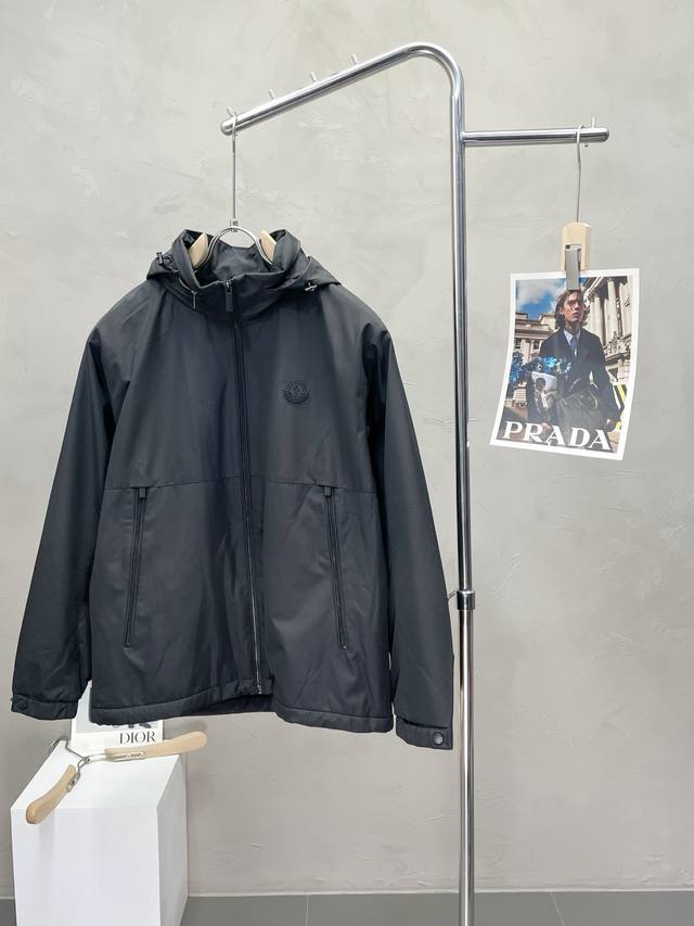 Moncler Exclusive: Latest Fashion Autumn/Winter Hooded Jacket. The hood can be f