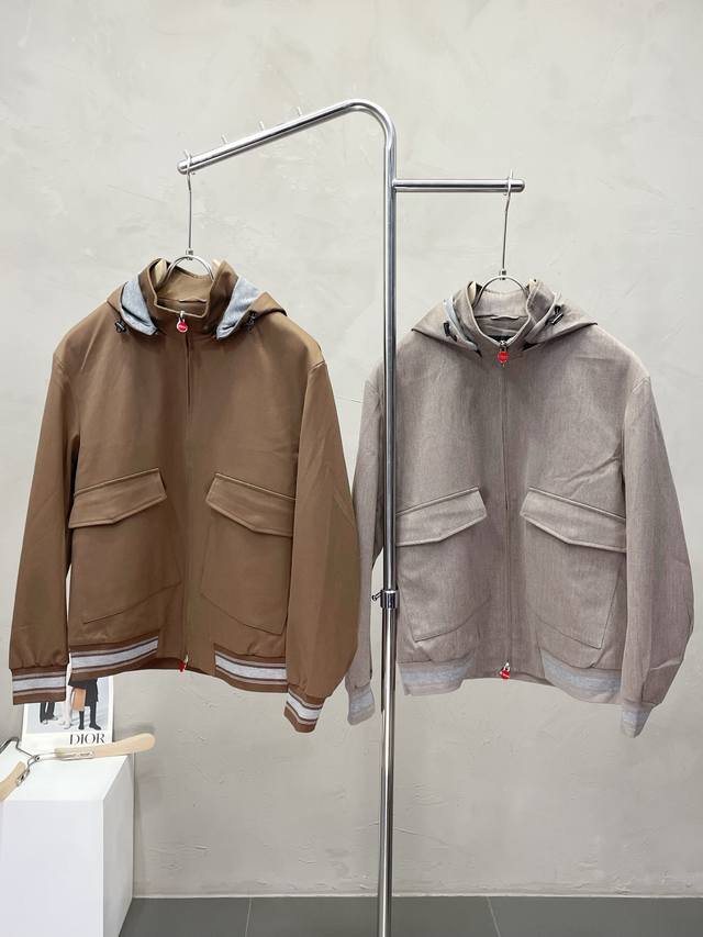 Kiton Exclusive: Latest Fashion Autumn/Winter Hooded Jacket. Featuring a detacha