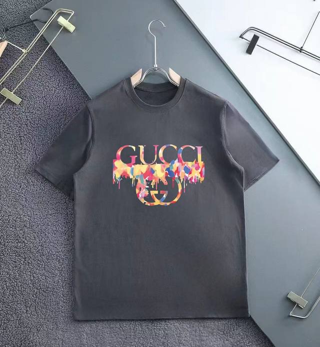 Gucci Short-Sleeve Series Season: Spring/Summer 2025 Colors: Black, White, Gray