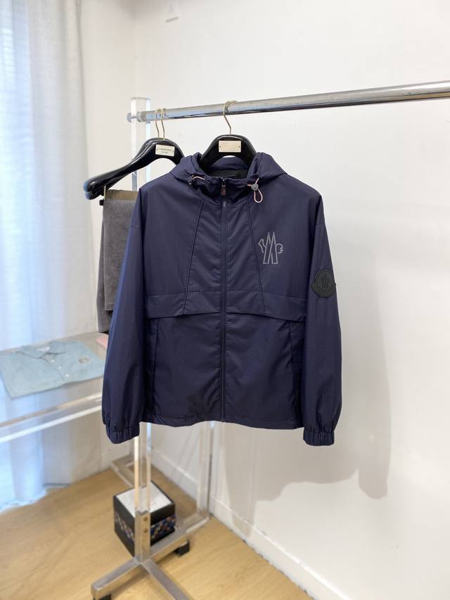 Moncler, 2025 New Arrival Jacket, stylish and cool, simple and versatile design