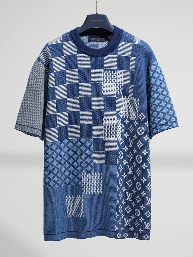 Differentiated from standard New Arrival This 3-color jacquard short-sleeved kn