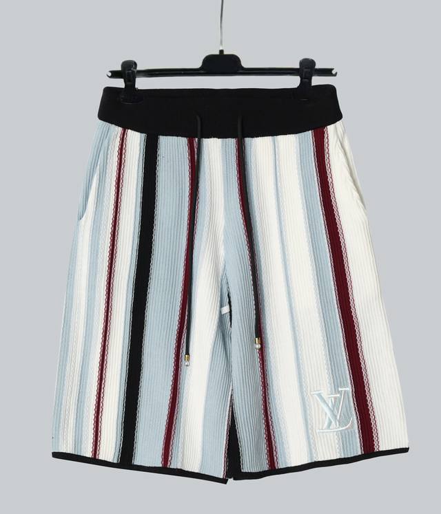 1 set, unopened, standard stock. New arrival! These colorful shorts stand out wi