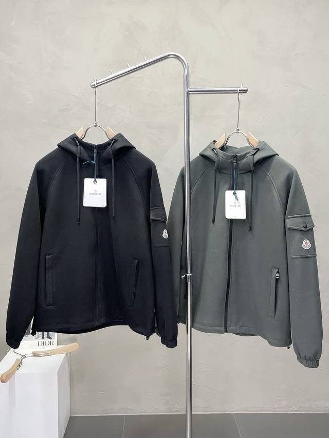 Moncler Exclusive: Latest Fashion Autumn/Winter Jacket. A classic design with a