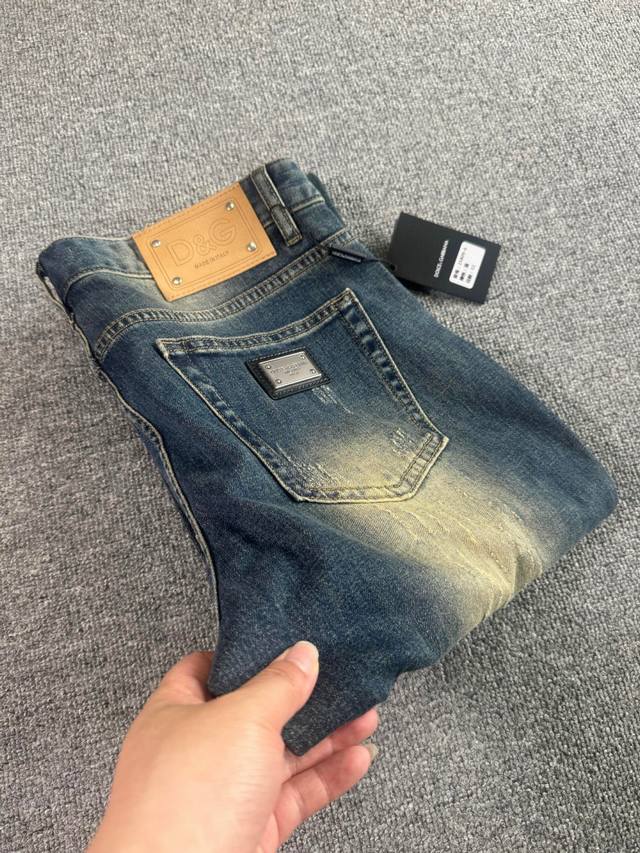 Dolce & Gabbana 2025 Spring/Summer New Slim Fit Jeans, Perfect Washing Process,