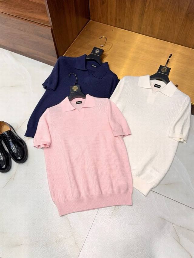 Exquisite craftsmanship, unique collar design, flat lay detail image