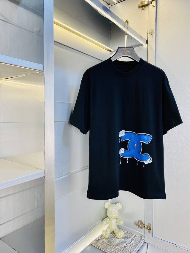 A blessing for plus-size men weighing 240 jin (120 kg): Chanel couple's outfit,