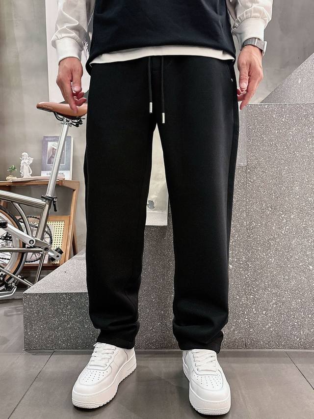 LV Louis Vuitton 2025 Fall/Winter New Casual Pants. Classic color scheme, embroi