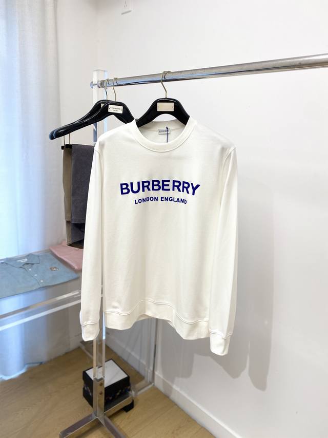 Burberry, 2025 latest sweatshirt, stylish and chic, featuring a premium printed