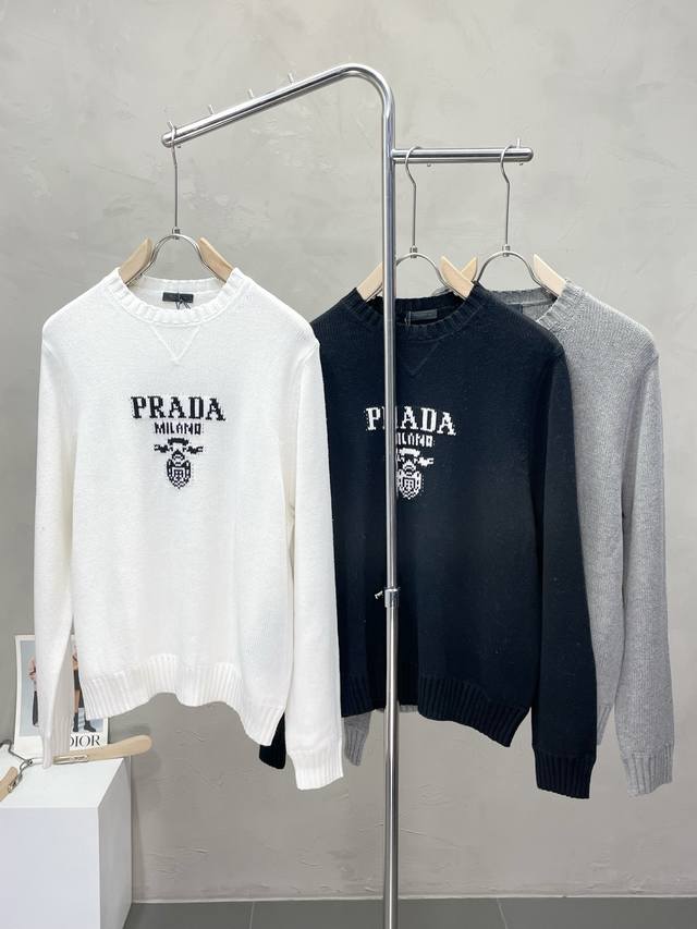 Prada Exclusive: Latest Autumn/Winter Fashion Sweater - A classic design with a