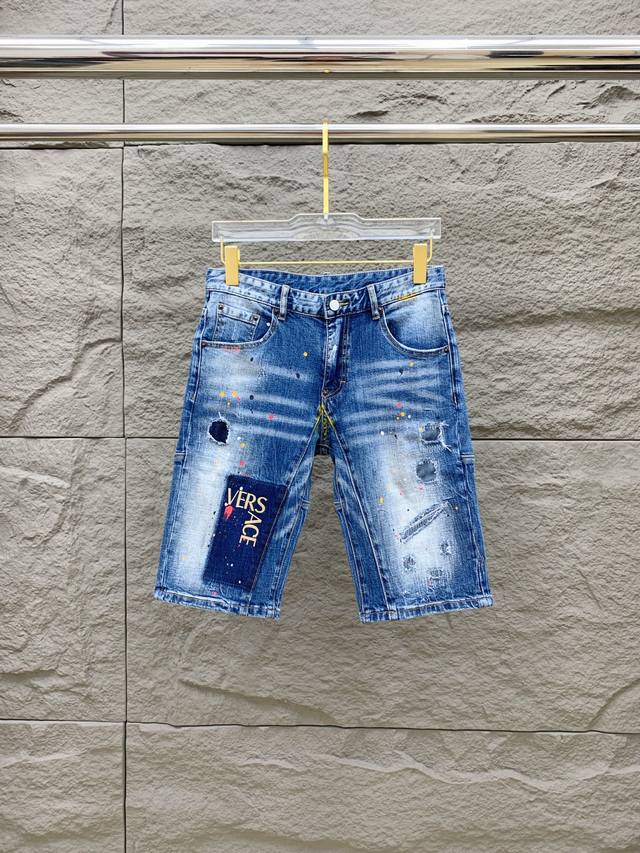 Versace's new high-end exclusive release: 25Ss all-season super-hot street styl