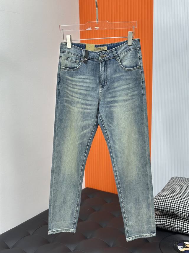 Burberry Spring/Summer New Arrival Original Single-Purpose Hot-Selling Jeans, S
