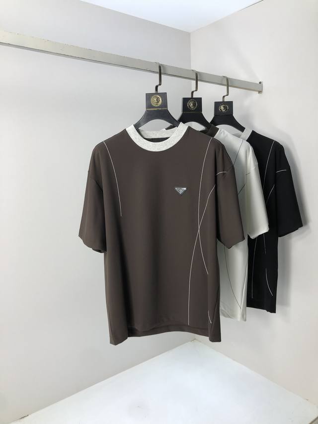 Prada. 2025 Spring/Summer New Arrival Fashionable Crew Neck Short-Sleeve High-E