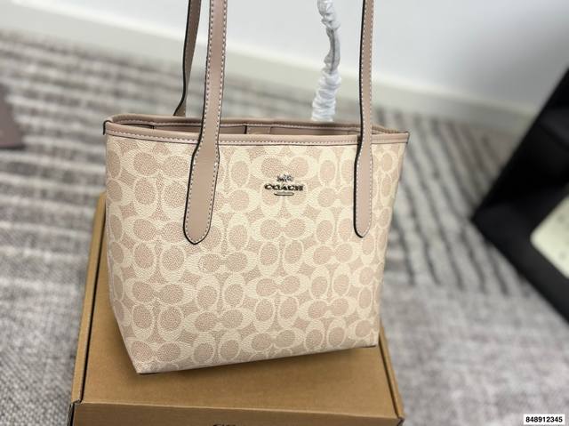 Comes with gift box The most versatile bag for going out and commuting #Tote#To