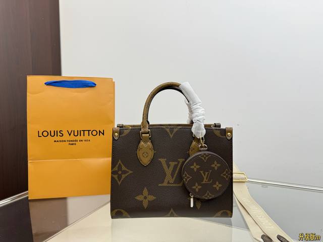Full Packaging LV Onthego Jungle Tote Bag A classic with a high-end feel Easily