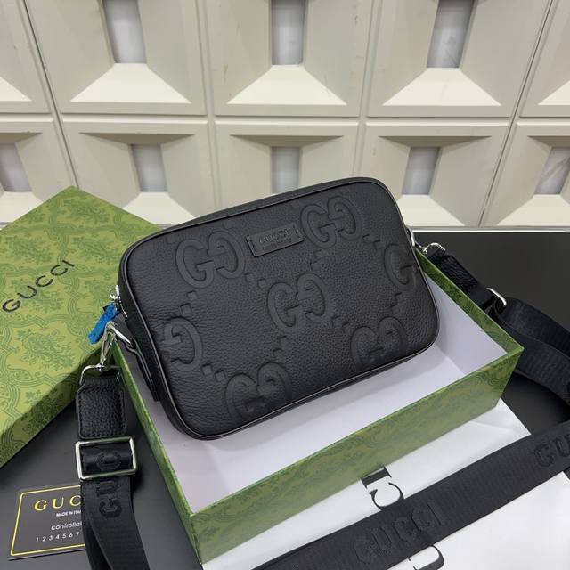 Gucci Gg embossed leather camera bag, shoulder bag, unisex crossbody bag, classi