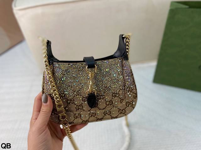 Full Packaging The Gucci Jackie series mini handbag, as the originator of the un