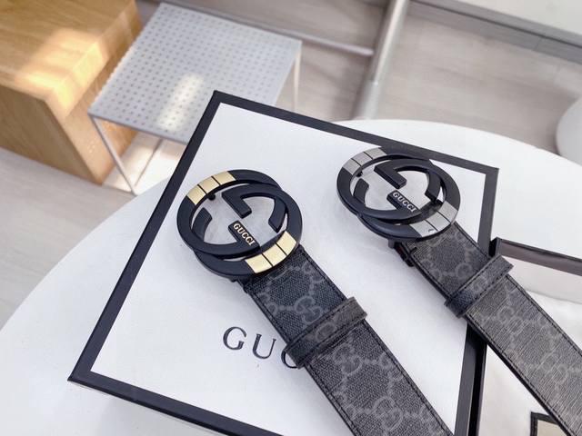 Gucci's new interlocking G buckle belt is a reinterpretation of the brand's icon