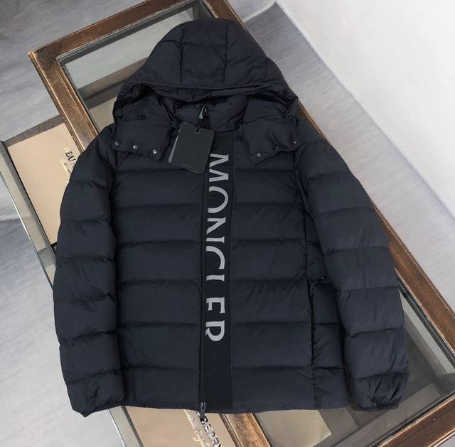 Top-tier version Moncler 23Fw latest style clothing, hat can be removed, color: