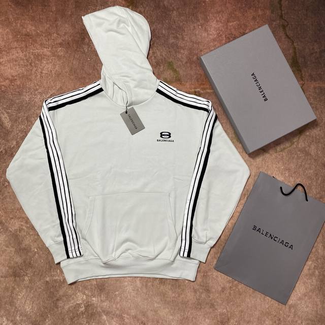 Top-tier version. Official website quality. Balenciaga Paris SS25 latest style,