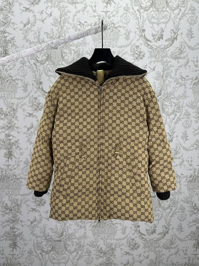 G Brand 25Ss New Gg Canvas Jacket. The collection shines as the brand's signatur