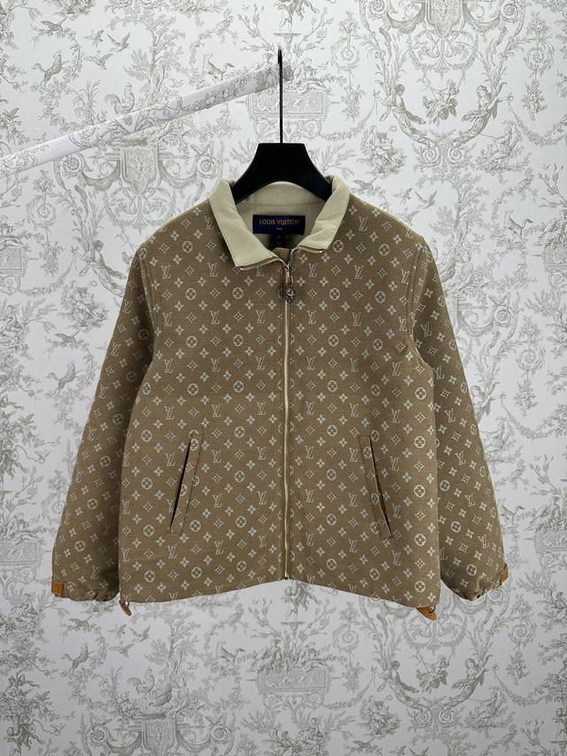 Louis Vuitton 25Ss New Monogram Zip-Up Jacket. This zip-up jacket is crafted fr
