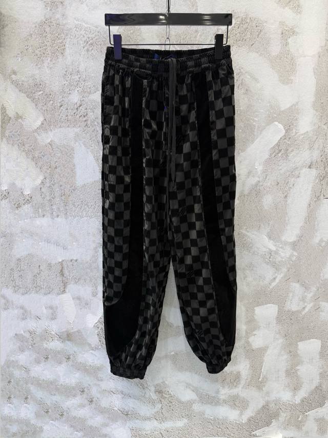 LV Correct Version Checkerboard Flocked Casual Trousers ( ) Fabric: Velvet Proc