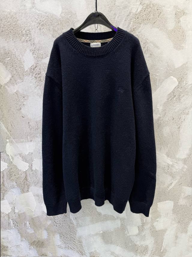 Bbr25Fw Horse-Embroidered Crew Neck Wool Knitwear ( ) Made of wool blend, featur