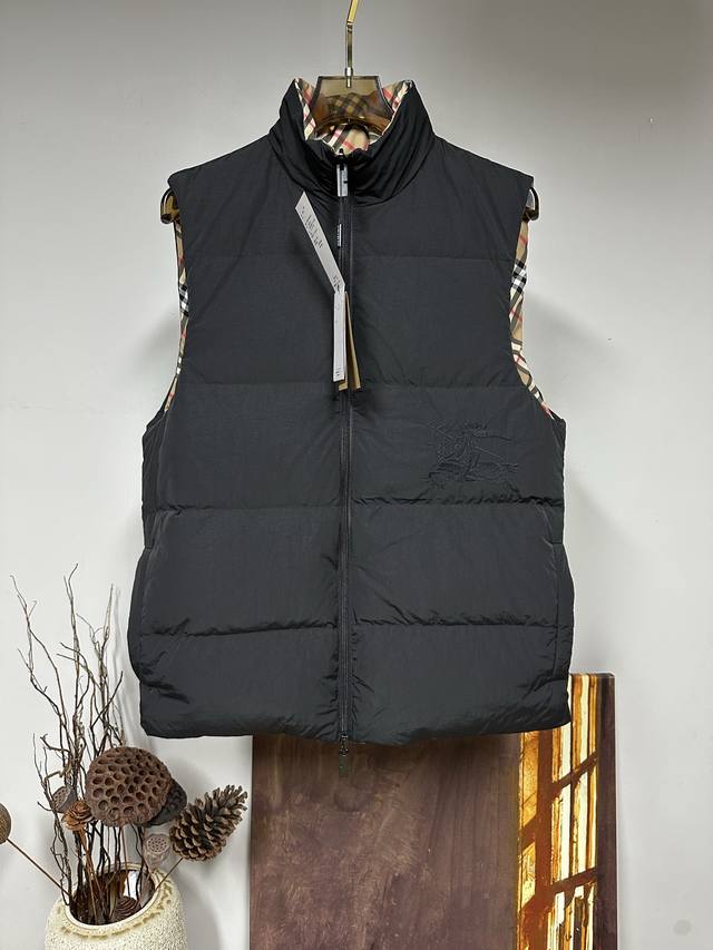 Qiu p, Burberry Bbr Check Reversible Down Vest (original version purchased from