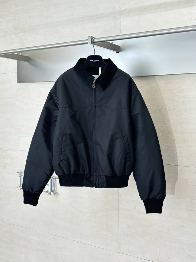 Maison Margiel* Mm6 Basic Solid Color Zipper Cotton Jacket This jacket features