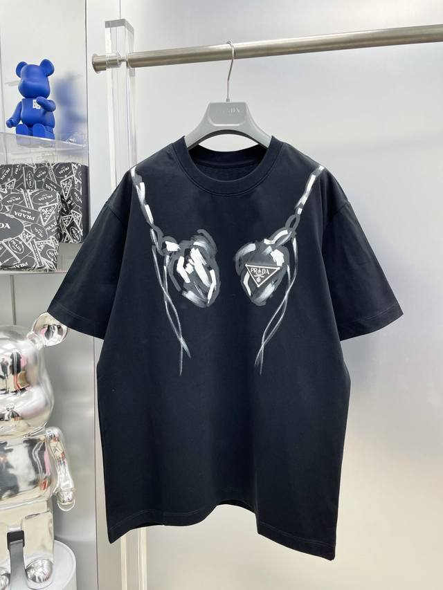 pra Prada High Weight 2025 Summer New Hand-painted Graffiti Foamed Triangle Logo