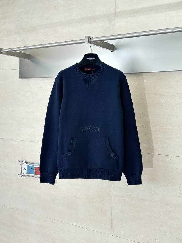 Gucc* Gucci Fw25 Early Autumn Collection Solid Color Kangaroo Pocket Logo Embroi