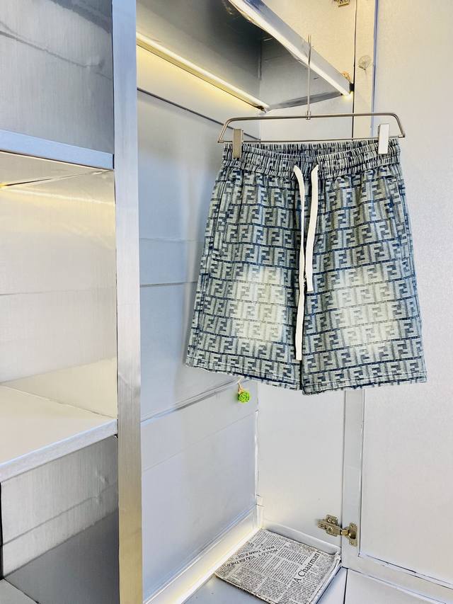 Couple style, a blessing for plus-size individuals, suitable for up to 200 poun