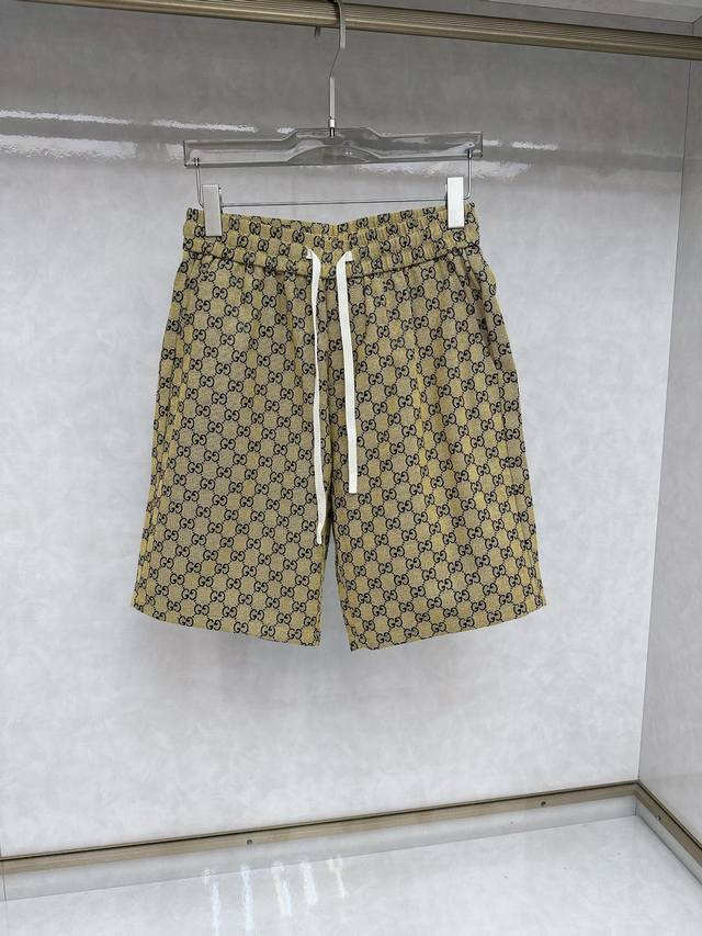 Gucci 2025 Summer New Men's Casual Shorts with All Three Labels Included. Made