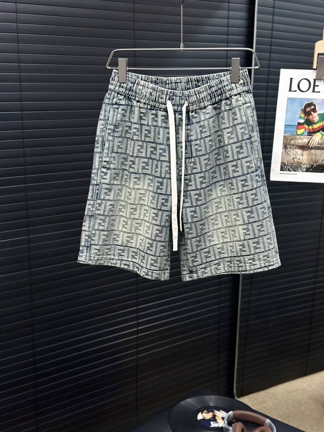 Fendi 25Ss Spring/Summer New Denim Shorts A must-have item for men's and women's