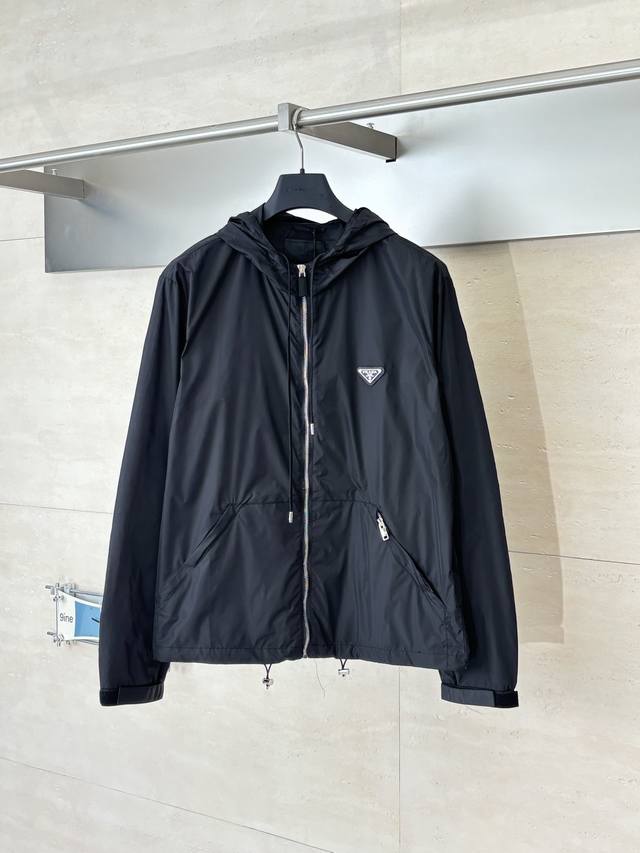 prad* Prada 25Ss New Re-Nylon Classic Triangle Logo Zipper Trench Coat Size: SML