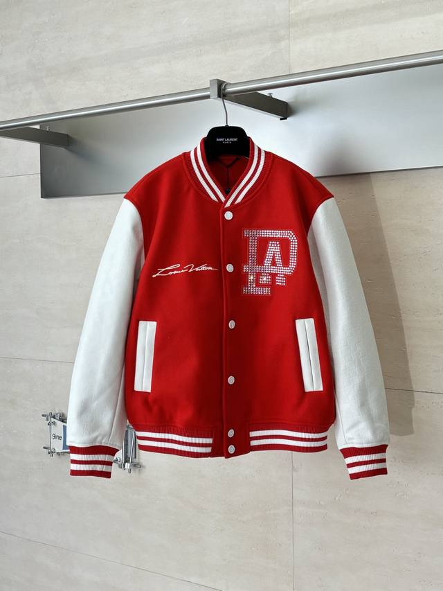 LV Louis 24Ss Pearl Rhinestone Letter Patchwork Baseball Jacket . The sleeves a