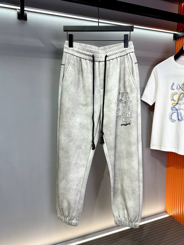 Mm6 2025 Autumn/Winter New Straight Leg Casual Pants! Available simultaneously o