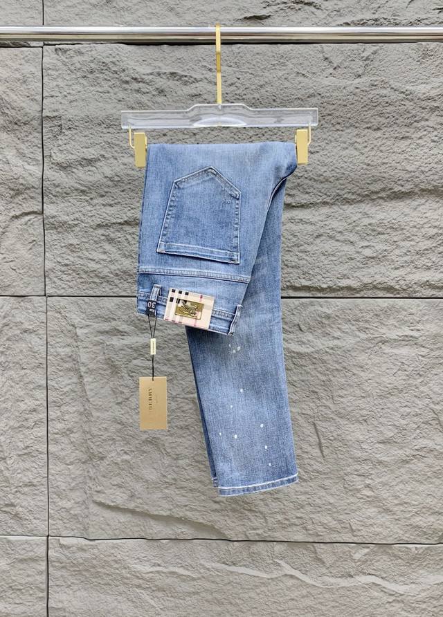 Burberr's Men's Denim Jeans, officially announced in the catalog and posters! Ma