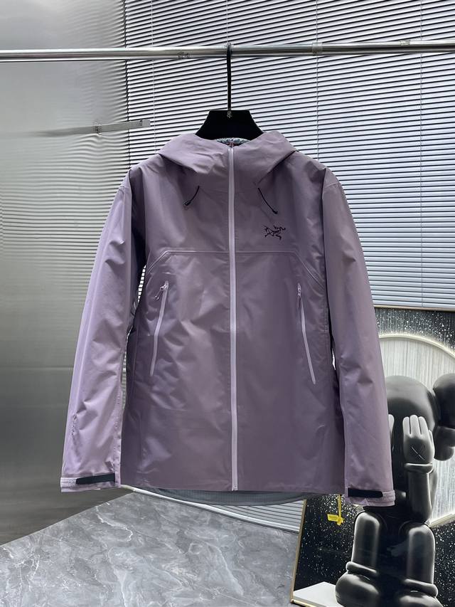 Arcteryx Beta Lightweight Waterproof Windproof Breathable Hooded Casual Jacket