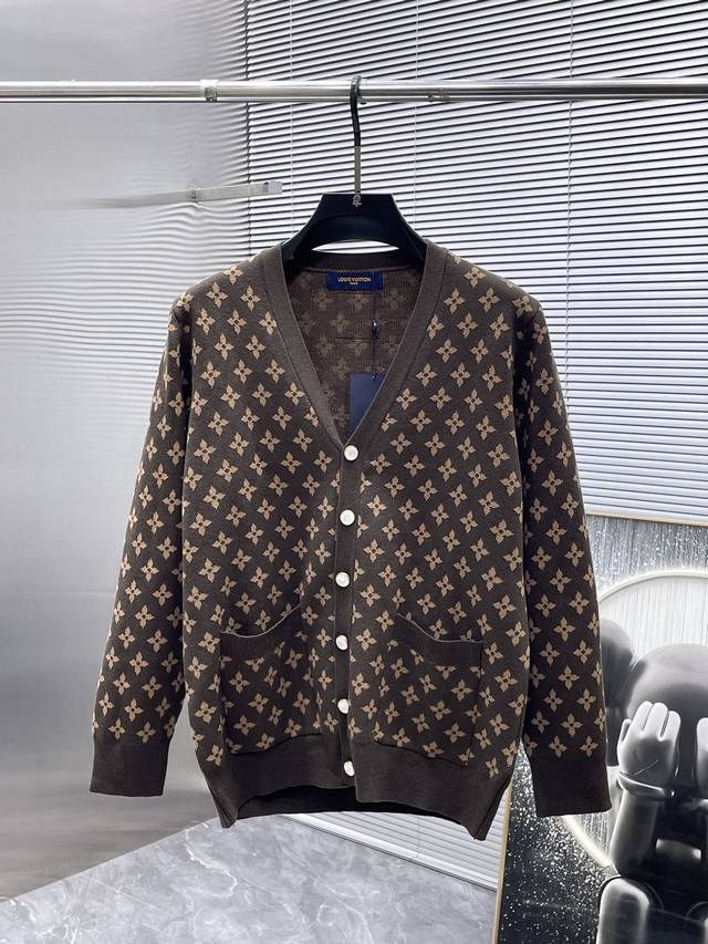 Louis Vuitton LV 2025Ss New Wool Blend Long-Sleeve Cardigan Sweater, High-End V