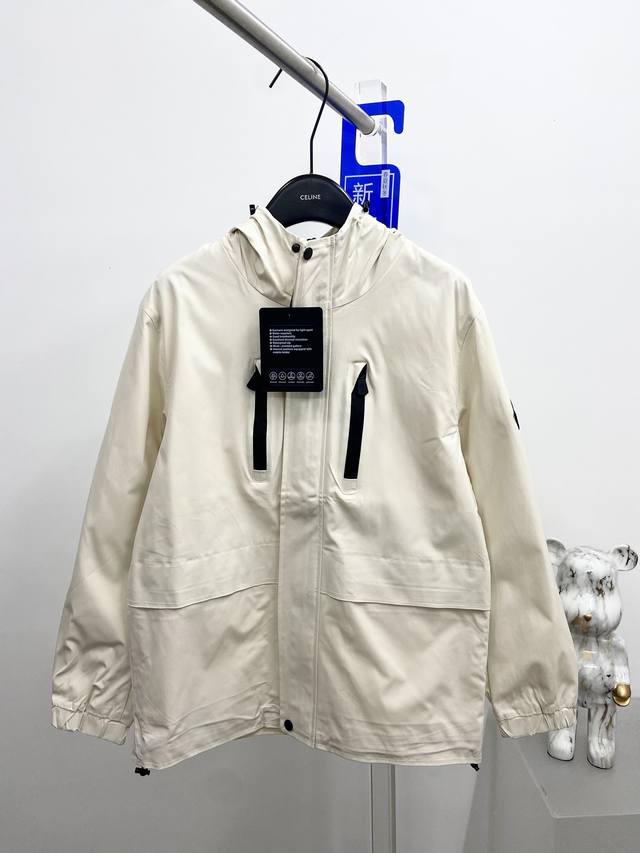 Moncler 2025 Autumn/Winter New Men's Jacket, complete with all three tags, early