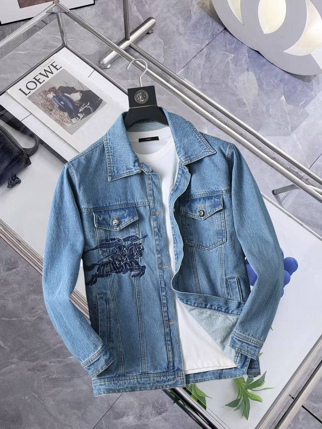 Burberry 2025 Spring/Autumn New Denim Jacket. A runway new arrival in perfect c