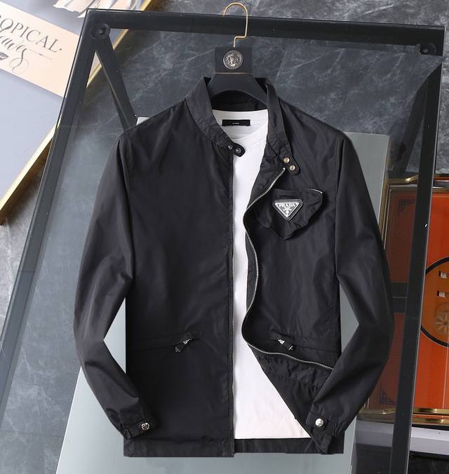 Prada 2025 Spring/Autumn New Jacket, runway new arrival, in perfect condition.