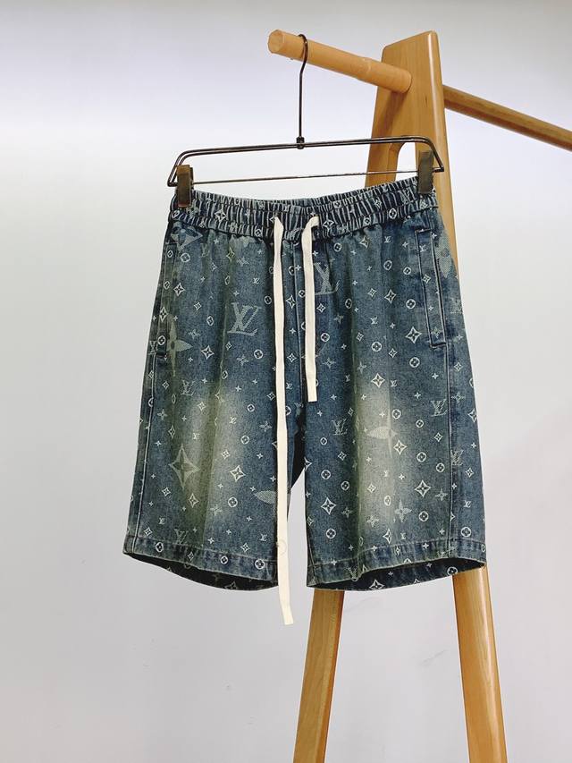 Louis Vuitton 2025 Spring/Summer New Arrival: Checkered Monogram Denim Shorts. M